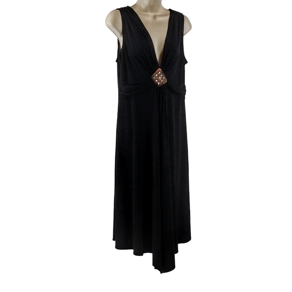 London Style Black Cocktail Dress with Embellished Empire Waist - Picture 3 of 11